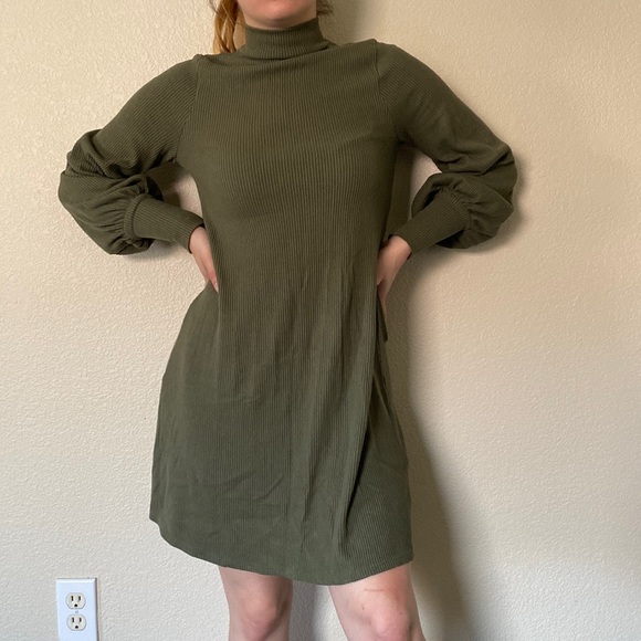Express Mock Neck Dress - Picture 3 of 5